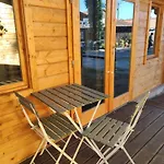 אתר קמפינג Parque De Campismo De *