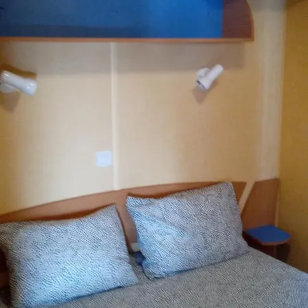 Parque De Campismo De Kemping *