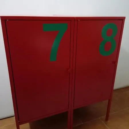 Parque De Campismo De *