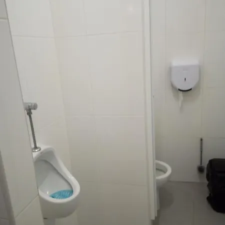 Parque De Campismo De *