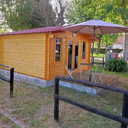 Parque De Campismo De *