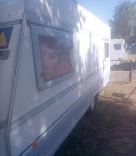 营地 Parque De Campismo De