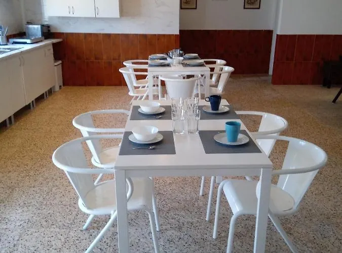 Parque De Campismo De *