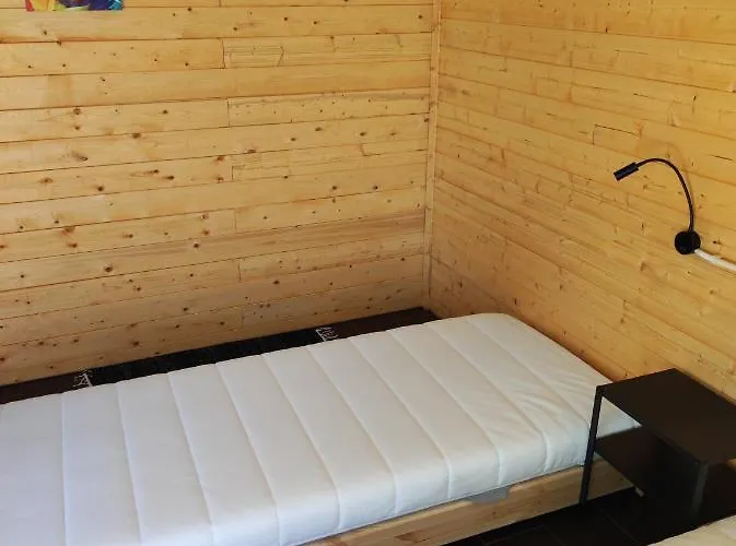 Parque De Campismo De *