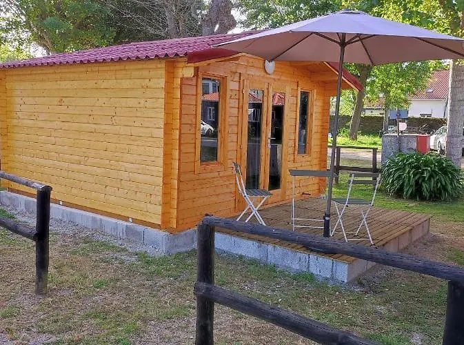 Parque De Campismo De *