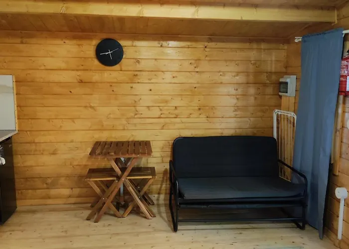 Parque De Campismo De 营地 *